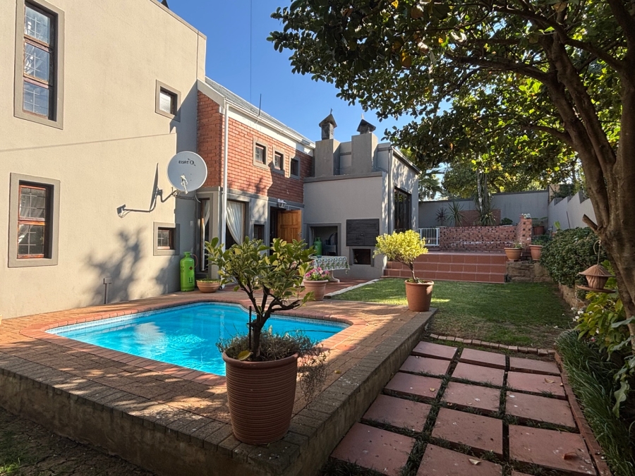 3 Bedroom Property for Sale in Pentagon Park Free State